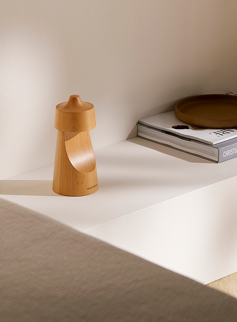 Simons Maison: Les lampes de table géo en bois de hêtre Ensemble de 2 Assorti