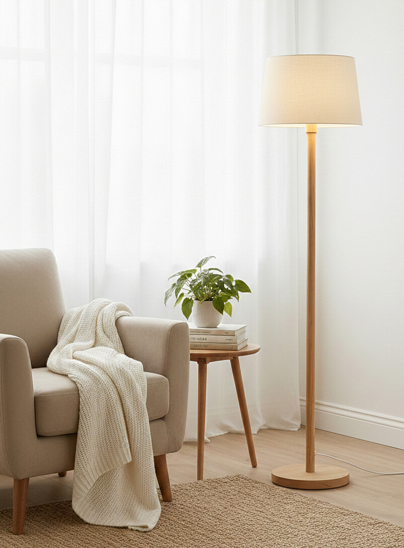 Beech wood floor lamp product image (primary)