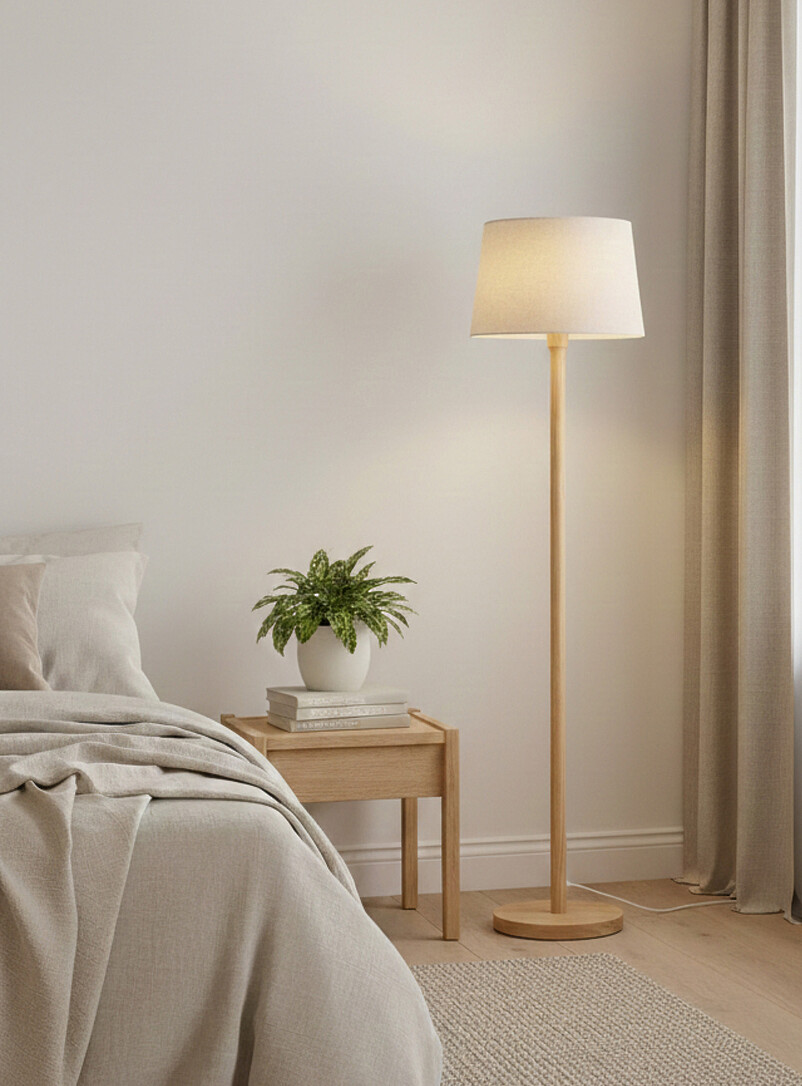 Beech wood floor lamp product image 2