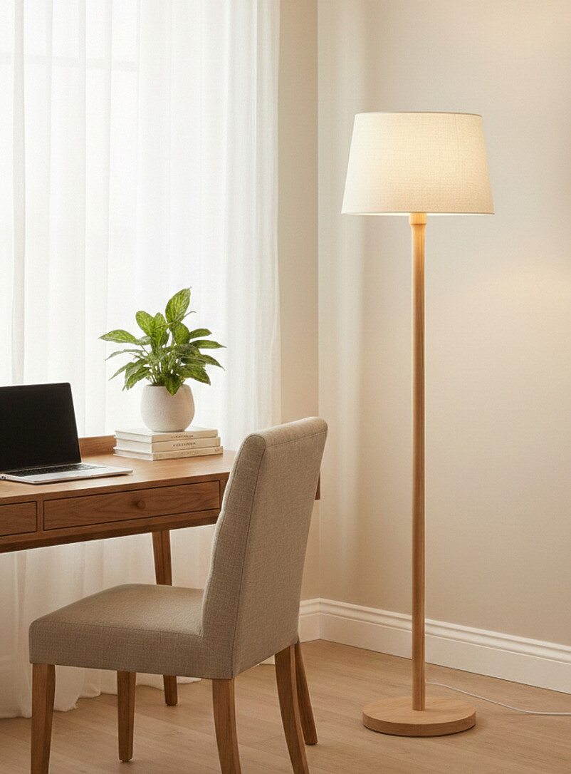 Beech wood floor lamp product image 3