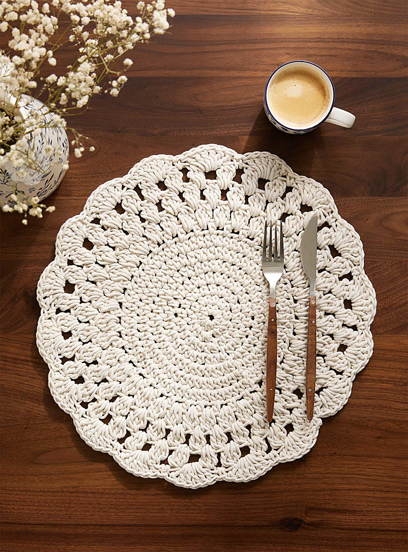 Simons Maison Ivory White Floral knit placemat