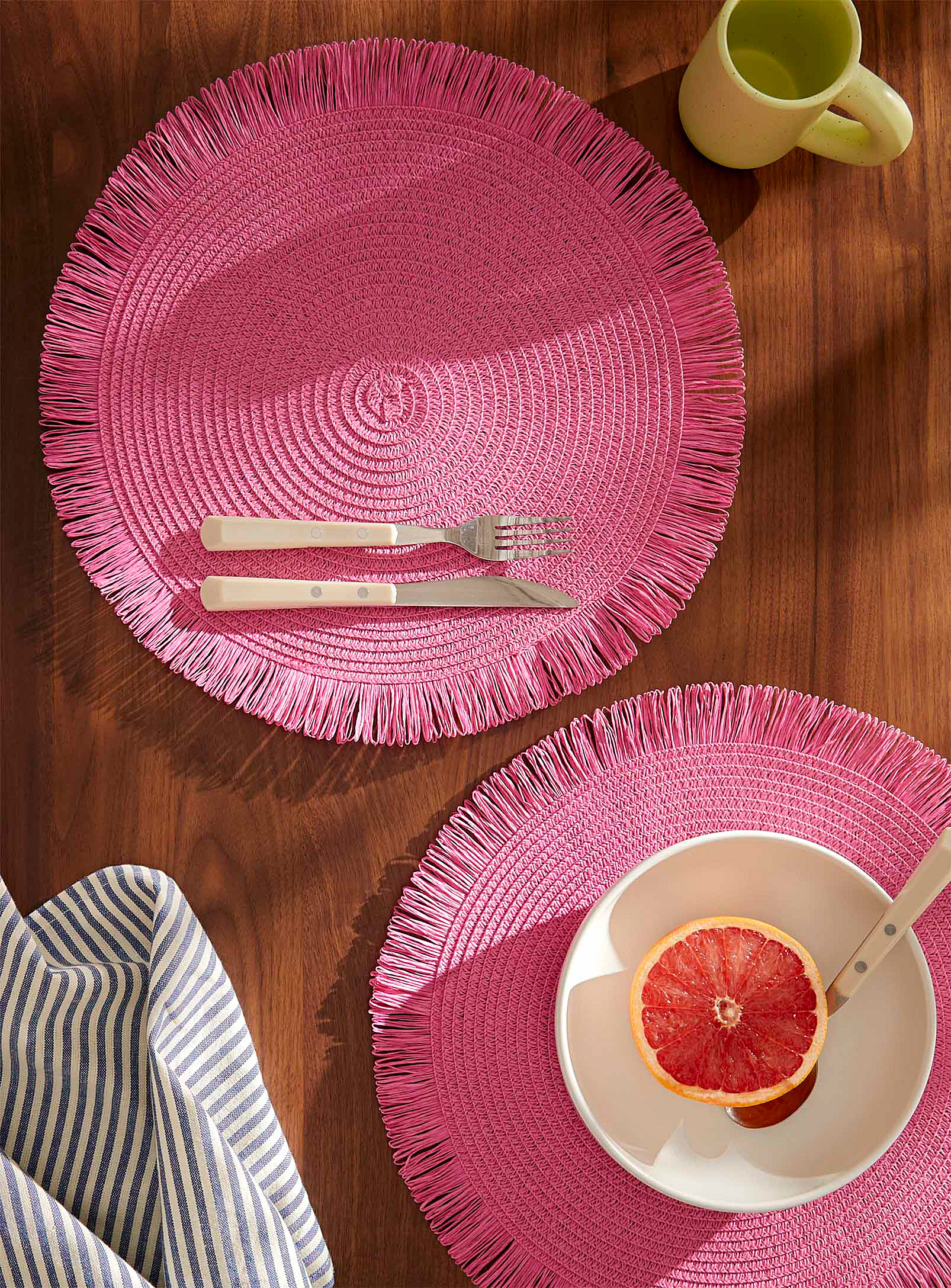Simons Maison Vibrant Tone Paper Placemat In Pink