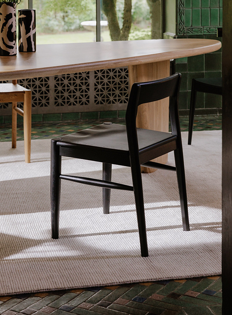 Moe's Home Collection: Les chaises minimalistes Owing en chêne Ensemble de 2 Noir