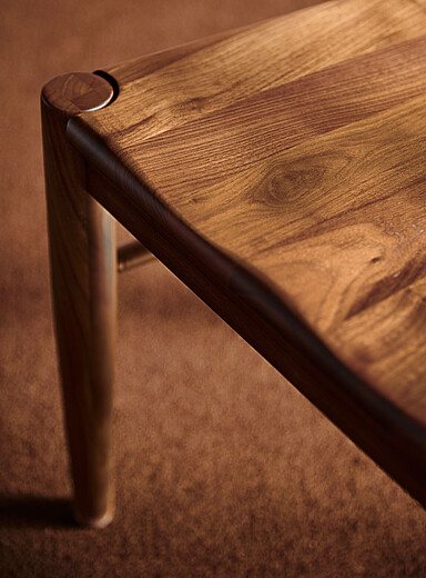 Les chaises minimalistes Owing en noyer Ensemble de 2