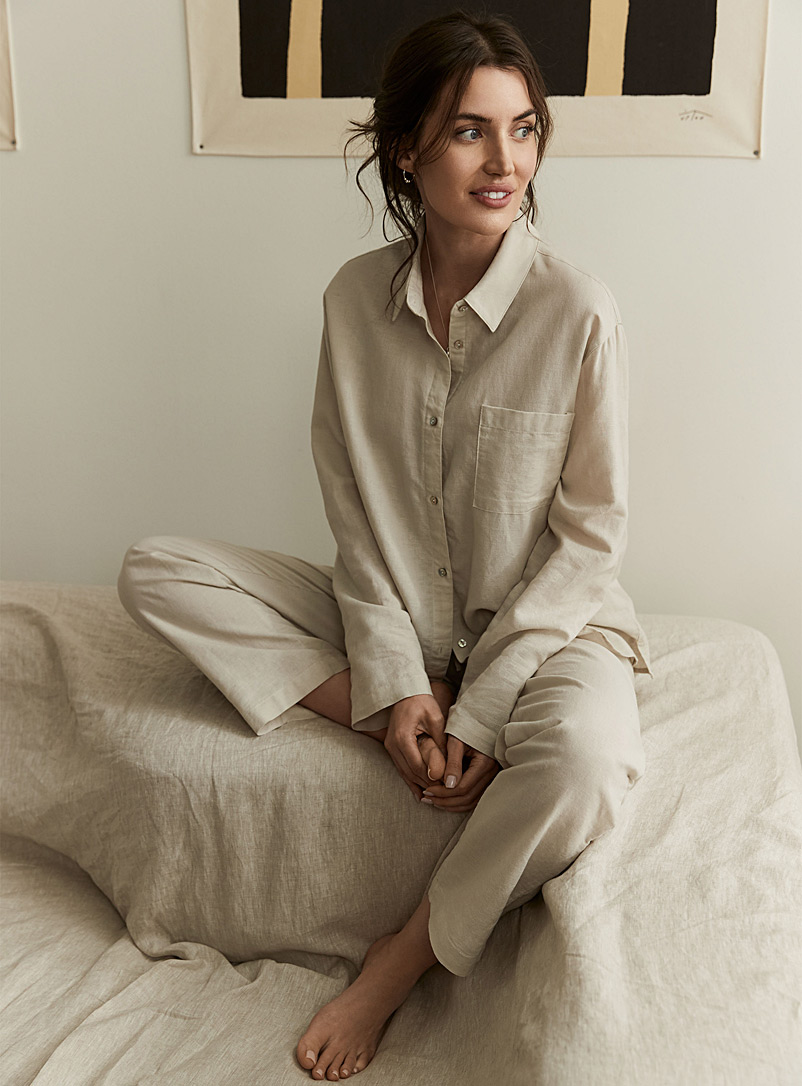 Miiyu Ivory/Cream Beige Solid linen and cotton pyjama set for women