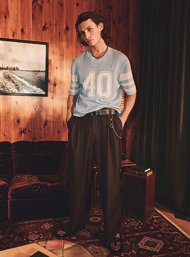 Le pantalon large twill souple <b>Coupe Dalston - Large &agrave; plis</b>