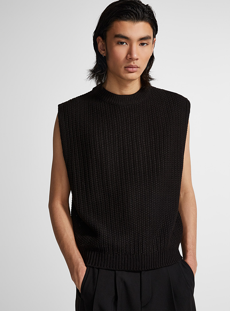 Le 31 Black Embossed knit sweater vest for men