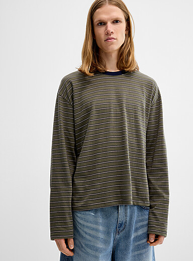 Le t-shirt  bords contraste &agrave; rayures