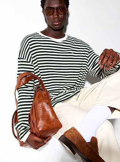 Le t-shirt gaufr&eacute; rayures binaires <b>Importation de S&eacute;oul</b>