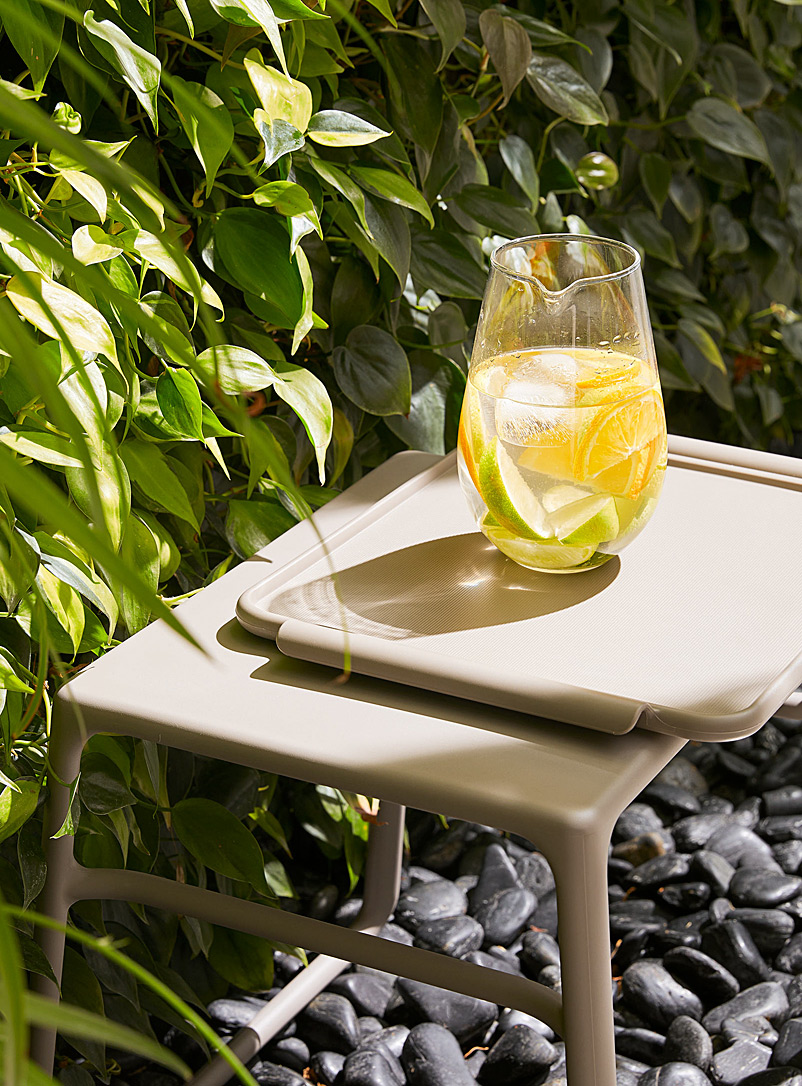Nardi White Pop monobloc outdoor side table