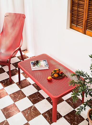Net outdoor table