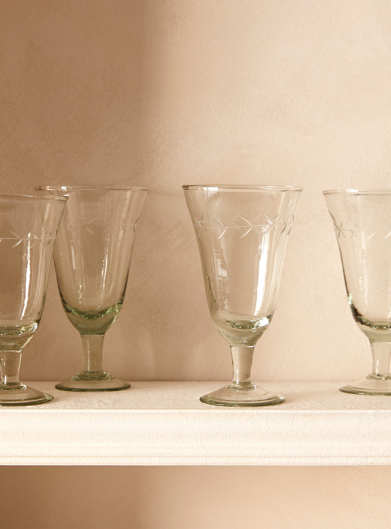 Simons Maison Assorted Engraved leaves wine glass