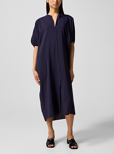 La robe ample violet sombre Alger
