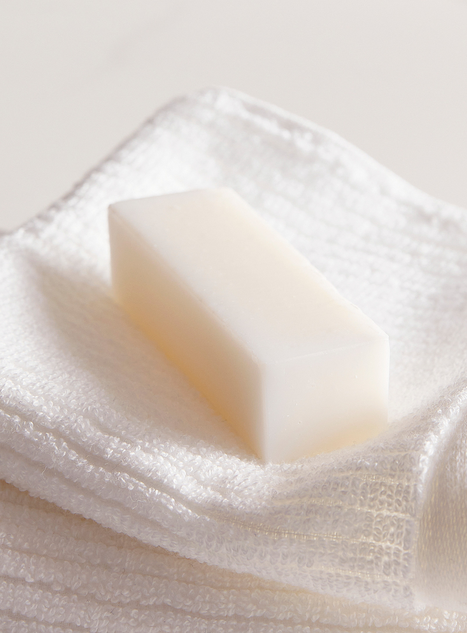 BLANC - La barre de savon détachante