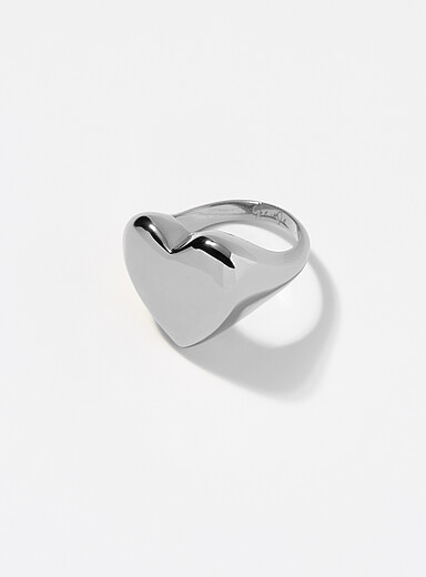 Domed heart ring