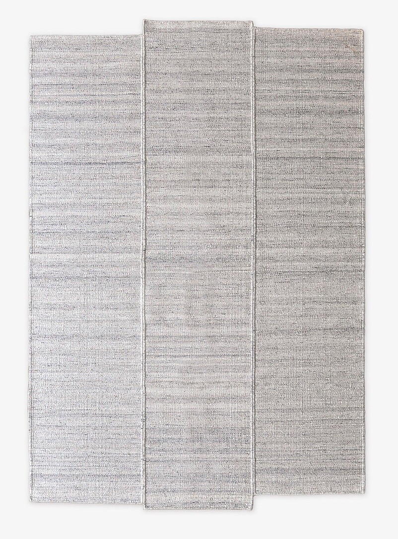 Variation artisanal rug See available sizes product image 3