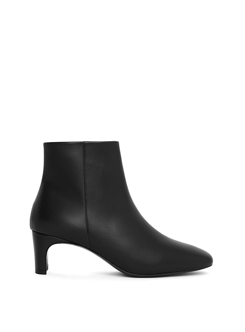 Maguire Black Salema leather ankle boots Women for error