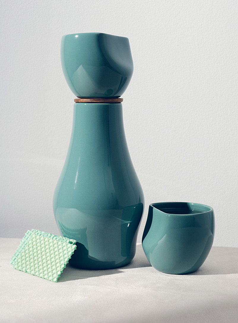 Fors Studio: L'ensemble carafe et tasses en céramique Ensemble de 3 pièces Jade