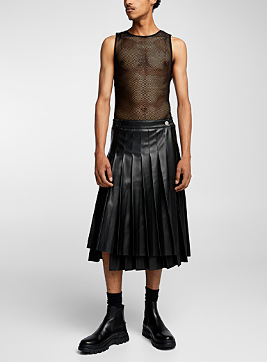 Han Kjøbenhavn Black Faux-leather pleated skirt for men