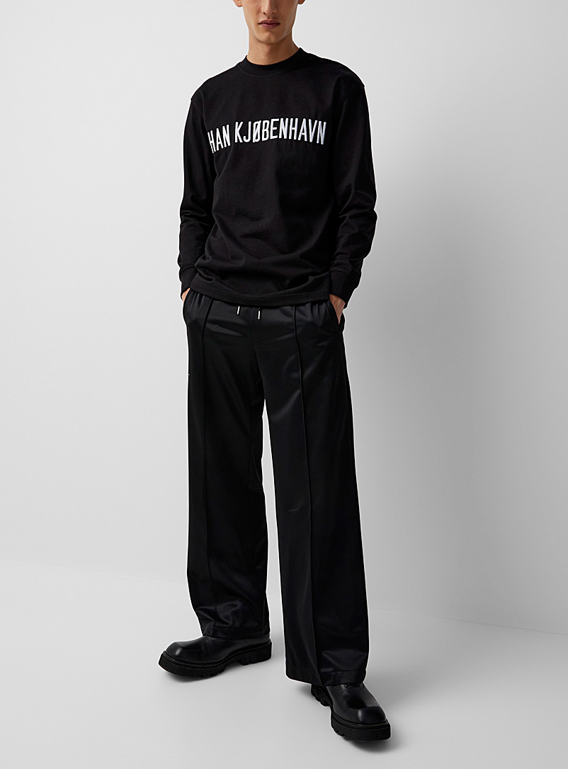 Han Kjøbenhavn: Le t-shirt manches longues signature brodée Noir pour homme