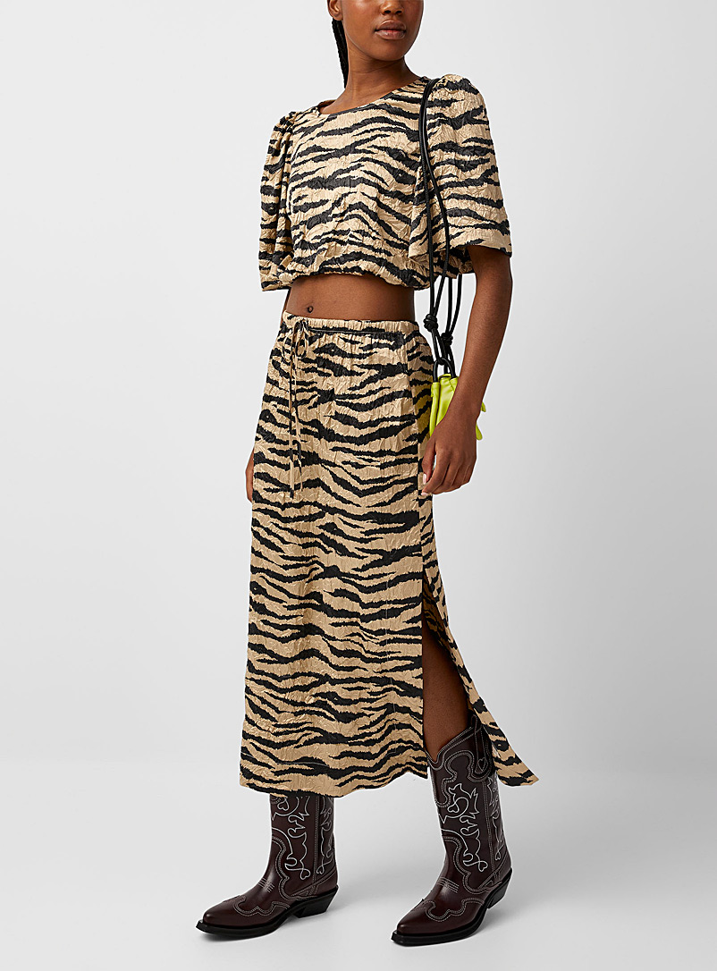 Ganni Patterned Ecru Wrinkled texture striped satin skirt for women