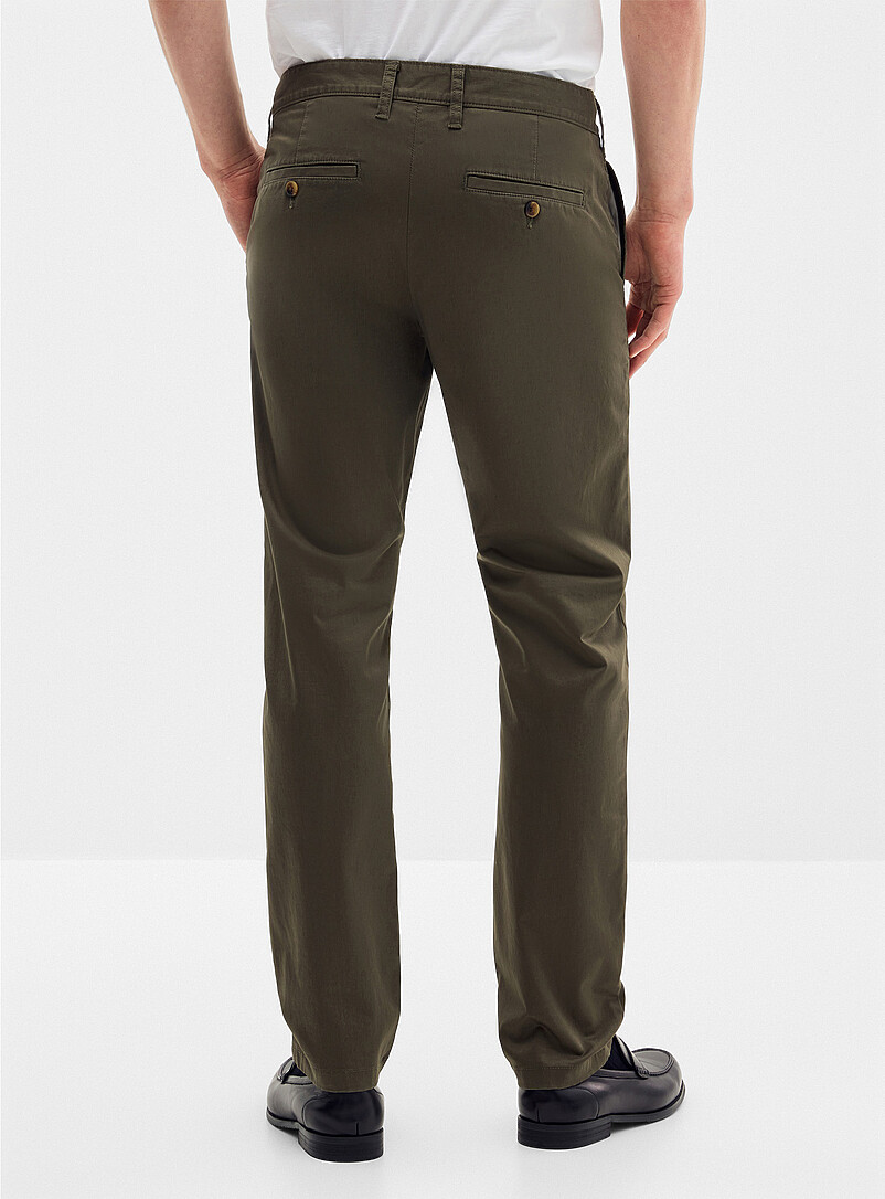 Le 31: Le chino extensible <b>Coupe Stockholm - &Eacute;troite</b> Noir pour homme