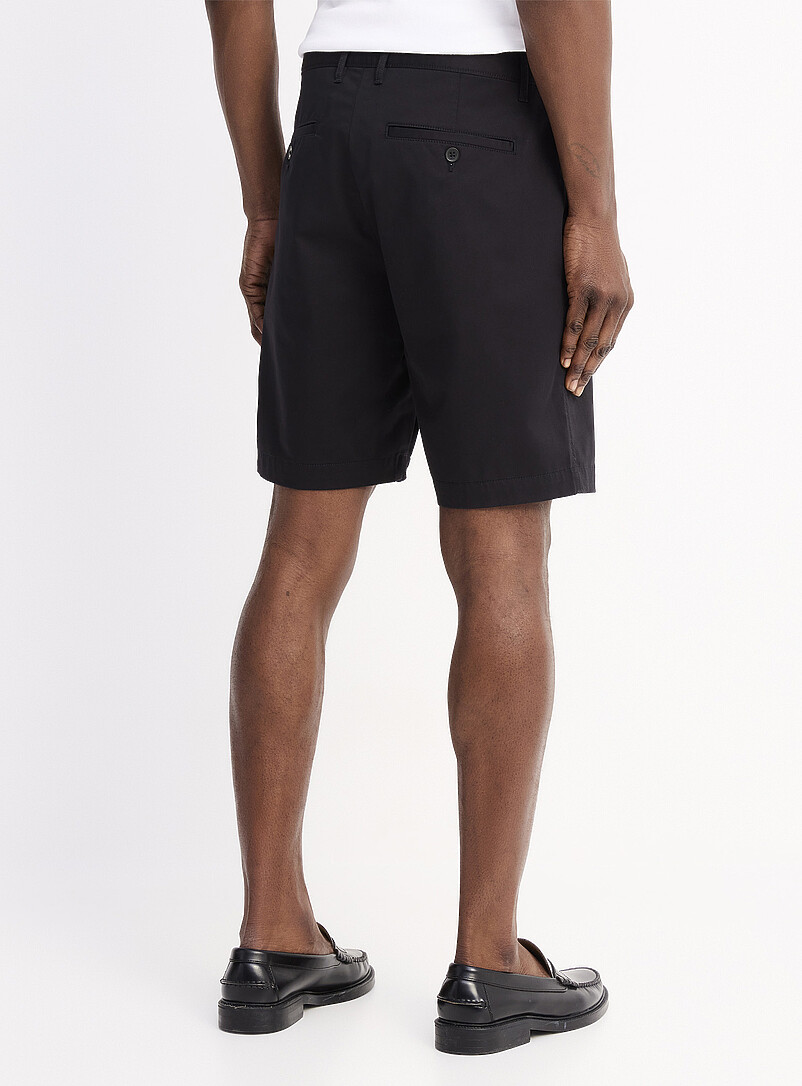 Le 31 Off White Stretch chino Bermudas <b>Inseam: 9" (23 cm)</b> for men