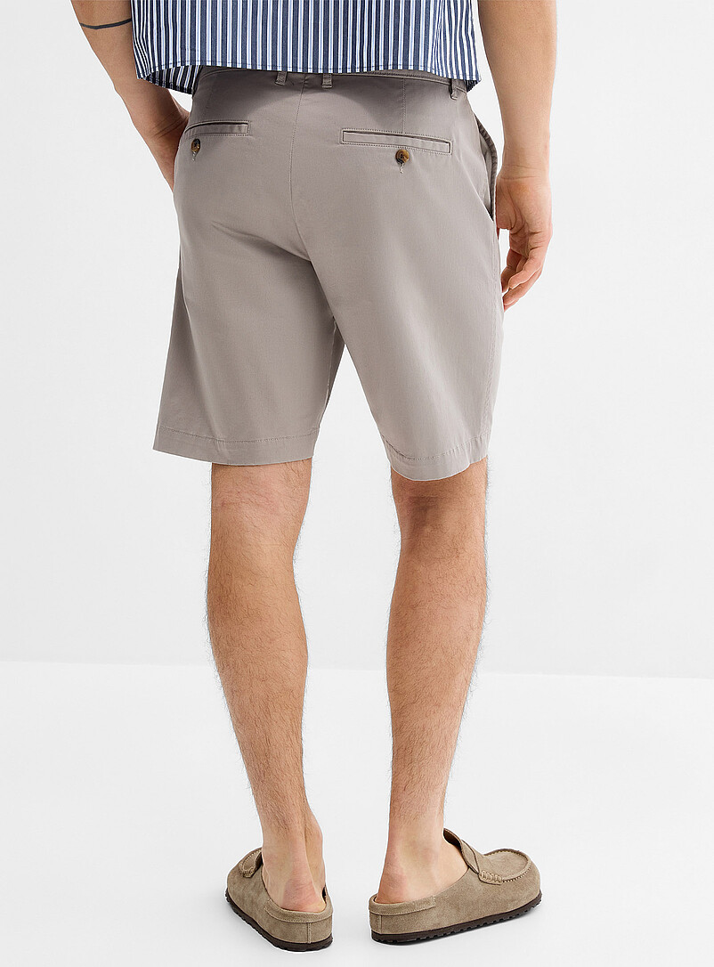 Le 31 Off White Stretch chino Bermudas <b>Inseam: 9" (23 cm)</b> for men