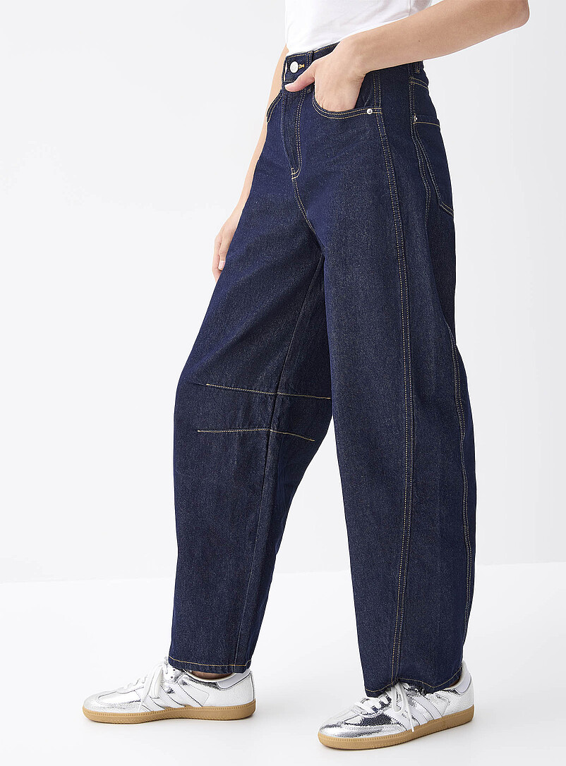 Twik Dark wash Barrel jean <b>Reggae fit</b> for women