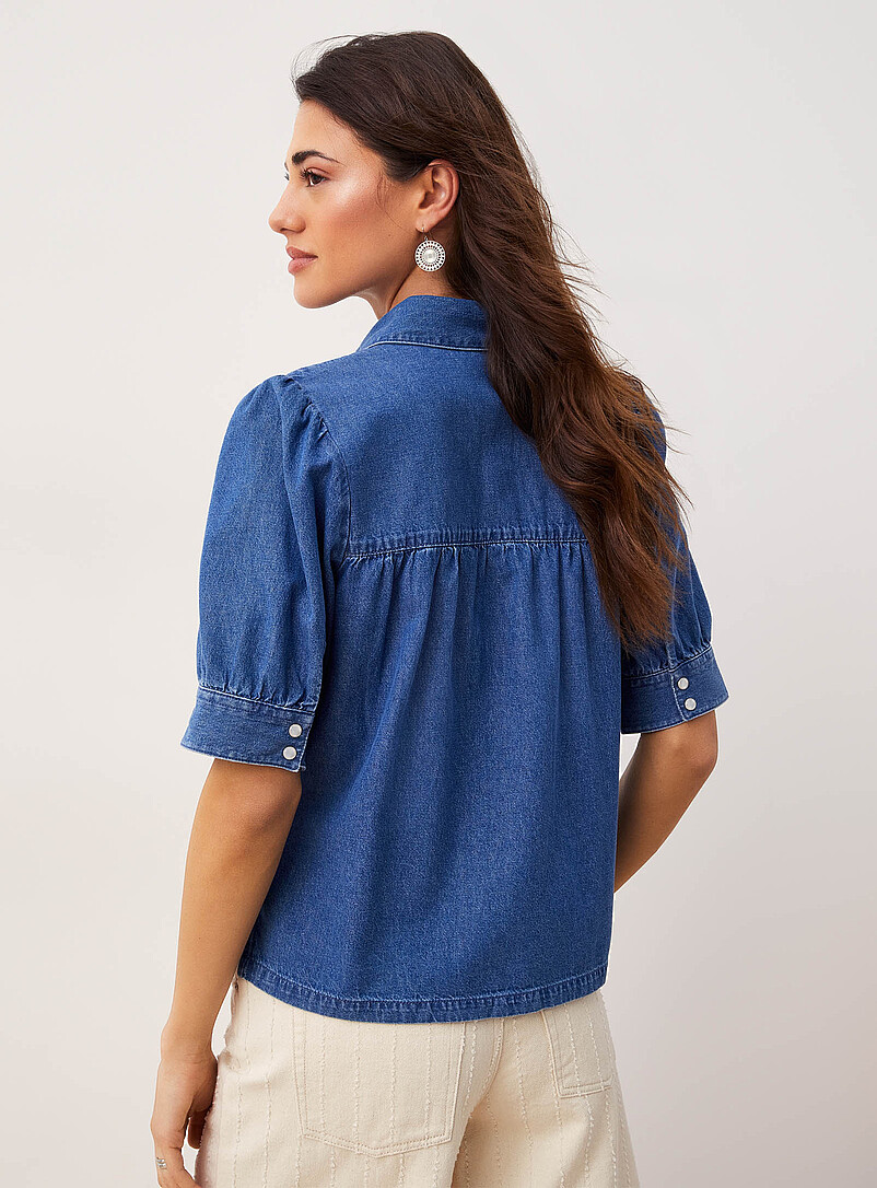 Ic&ocirc;ne: La blouse carr&eacute;e manches bouffantes denim l&eacute;ger Bleu p&acirc;le - Bleu ciel pour femme
