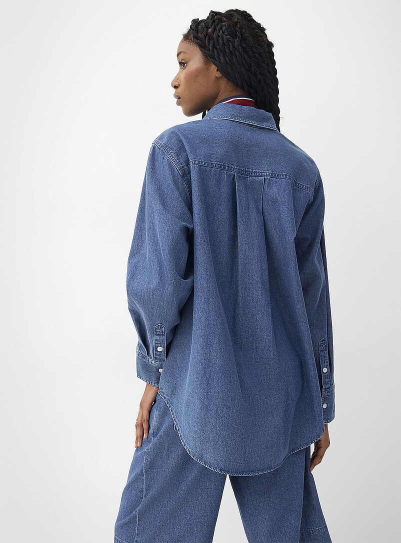 Ic&ocirc;ne: La chemise ample poche plaqu&eacute;e denim l&eacute;ger Bleu marine - Bleu nuit pour femme