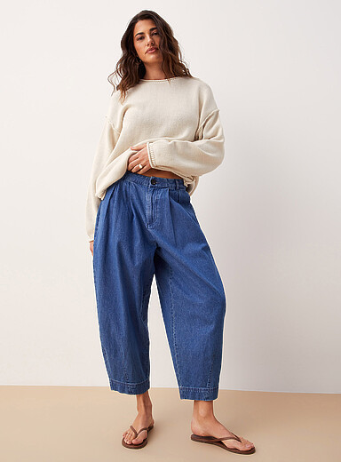 Le jean ballon &agrave; plis denim l&eacute;ger