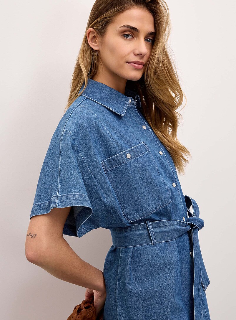 Belted lightweight denim shirtdress | Icne | Women's Short Dresses | Simons Belted lightweight denim shirtdress | Icne | Women's Short Dresses | Simons