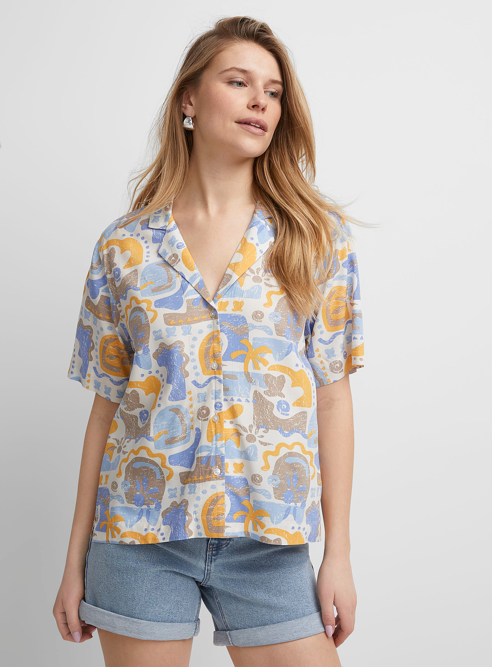 Icone Notched Collar Boxy-fit Blouse In Patterned Ecru