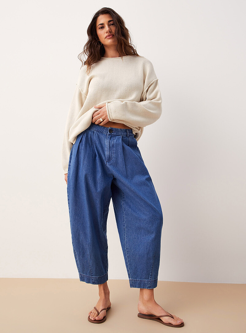 Pleated lightweight denim barrel-leg jean product image (primary)