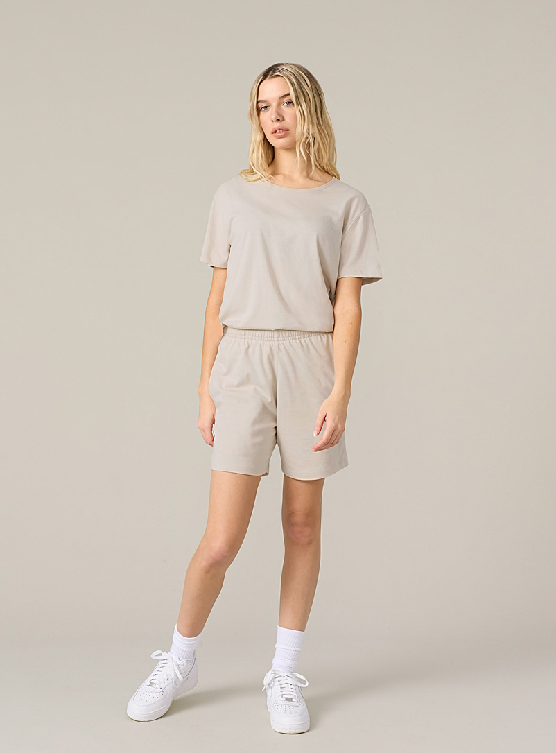 Slowing Cream Beige Organic cotton and bamboo lightweight lounge short Unisex for error