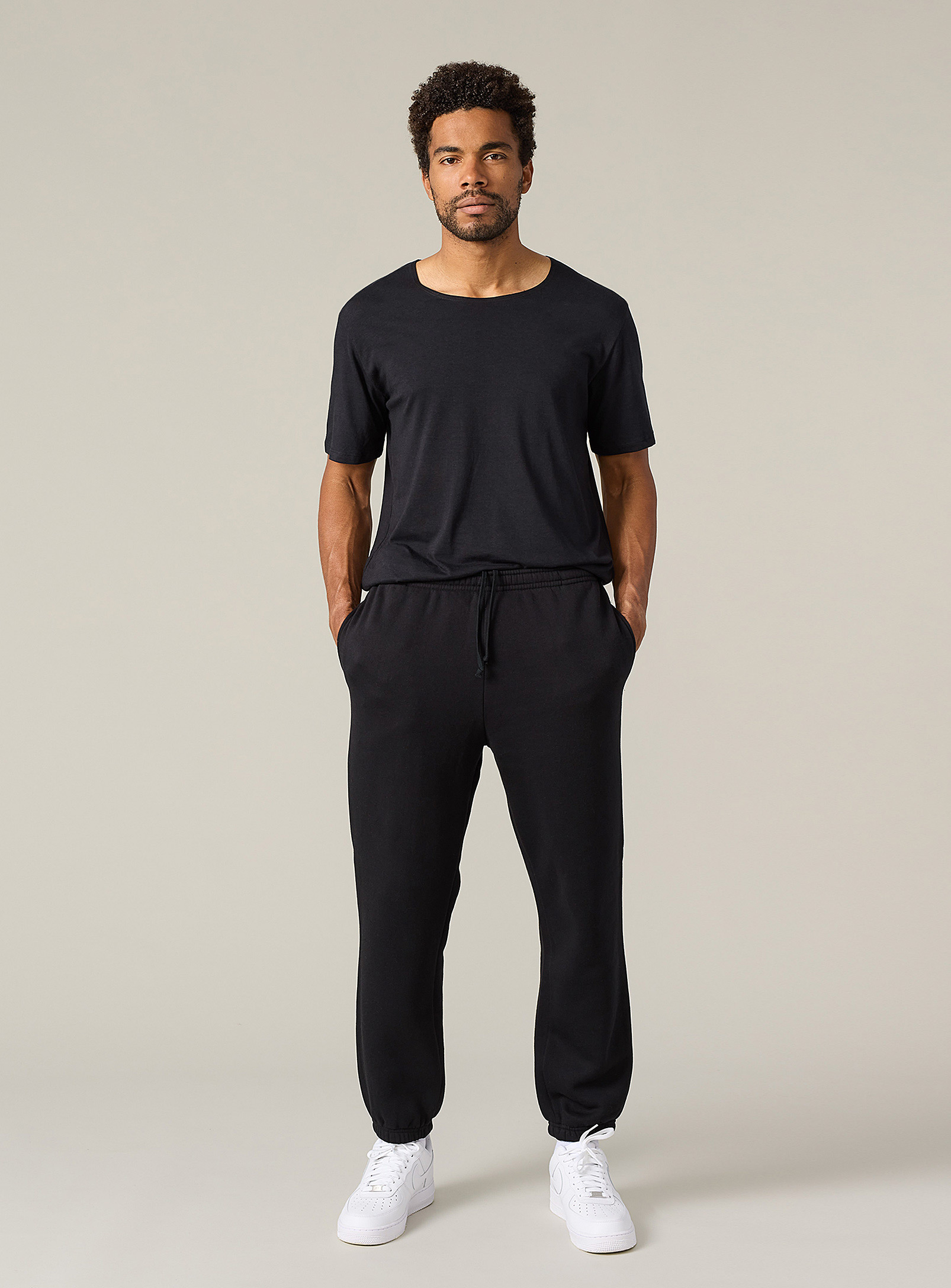 Slowing Organic Cotton And Bamboo Lounge Joggers Unisex In Black