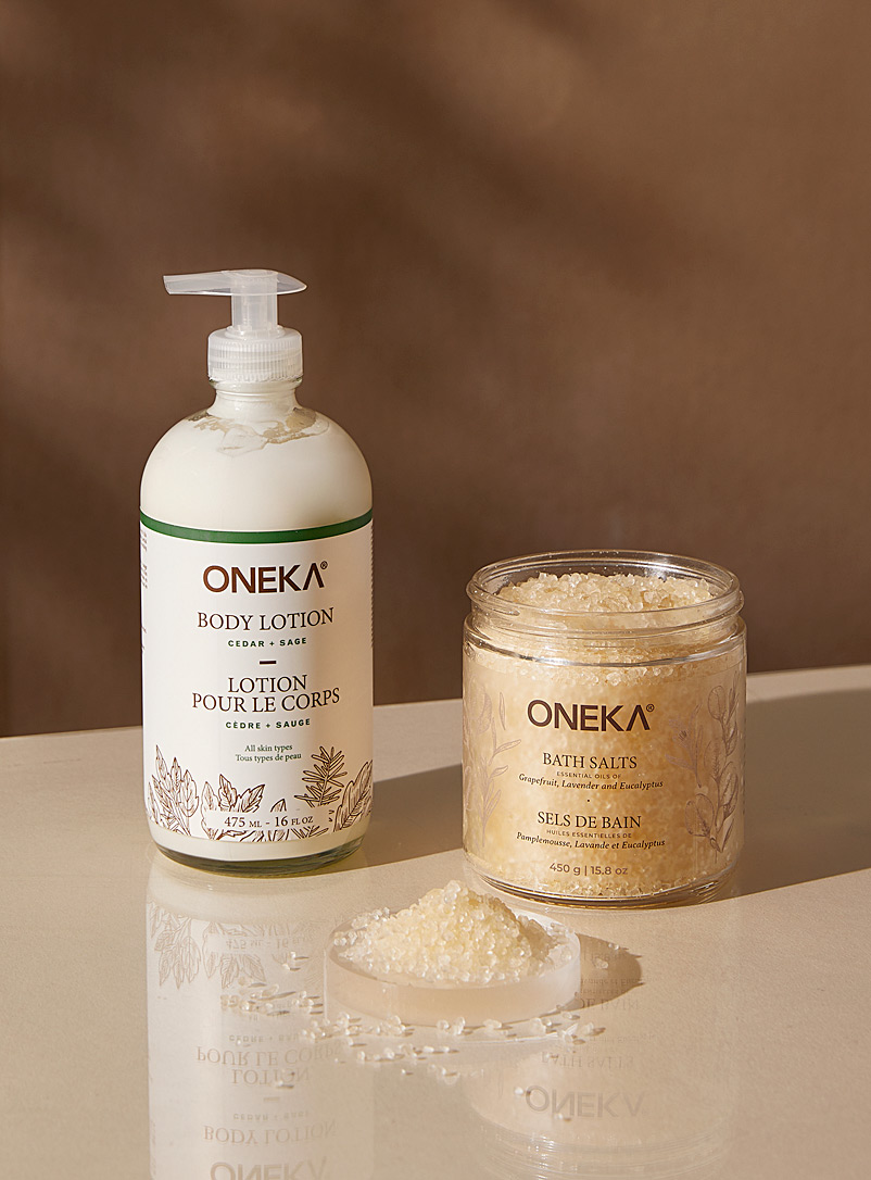 Oneka Cedar & Sage Bath salt and body lotion set