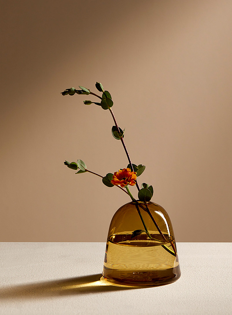 Silvia Taylor: Le petit vase en verre soufflé Hillock Vert