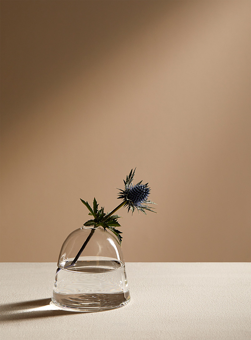Silvia Taylor: Le petit vase en verre soufflé Hillock Transparent