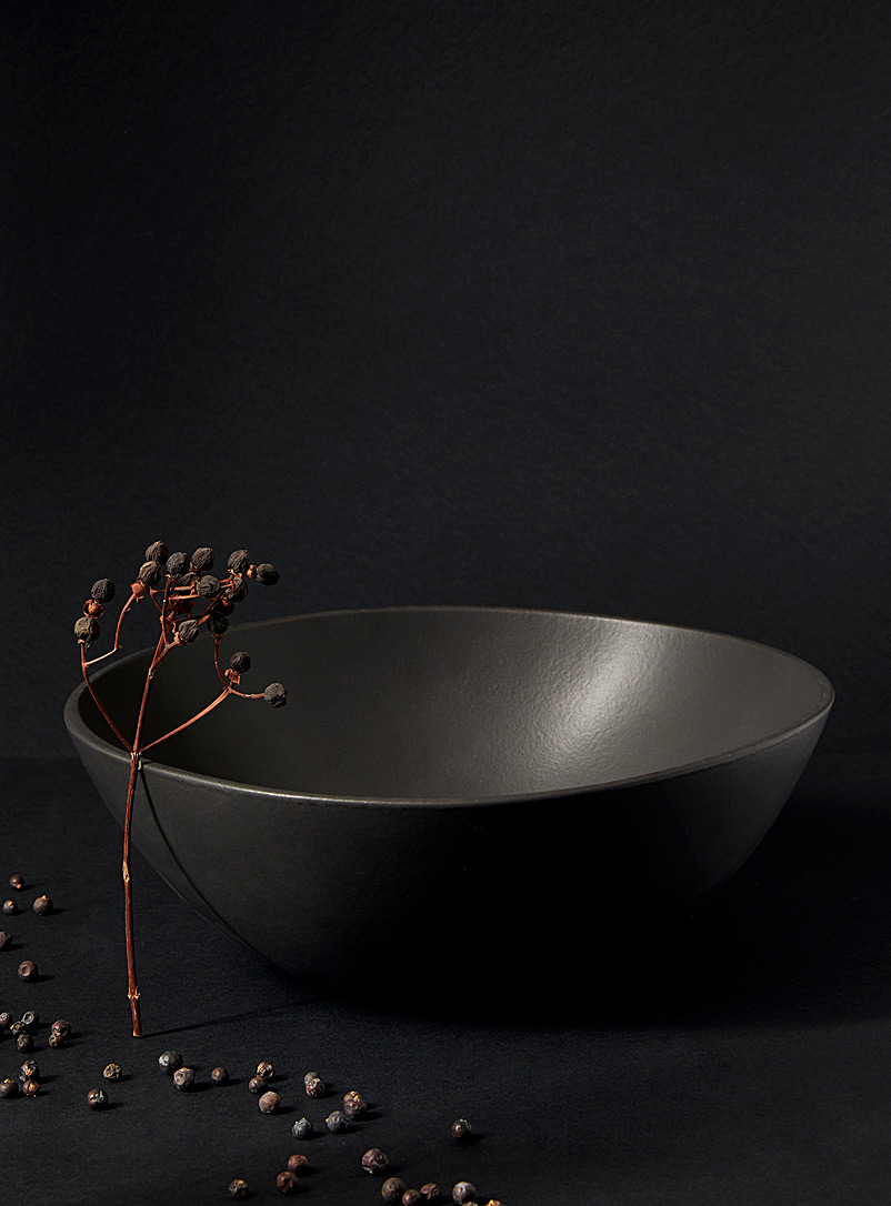 GHARYAN Black Dadasi stoneware serving bowl