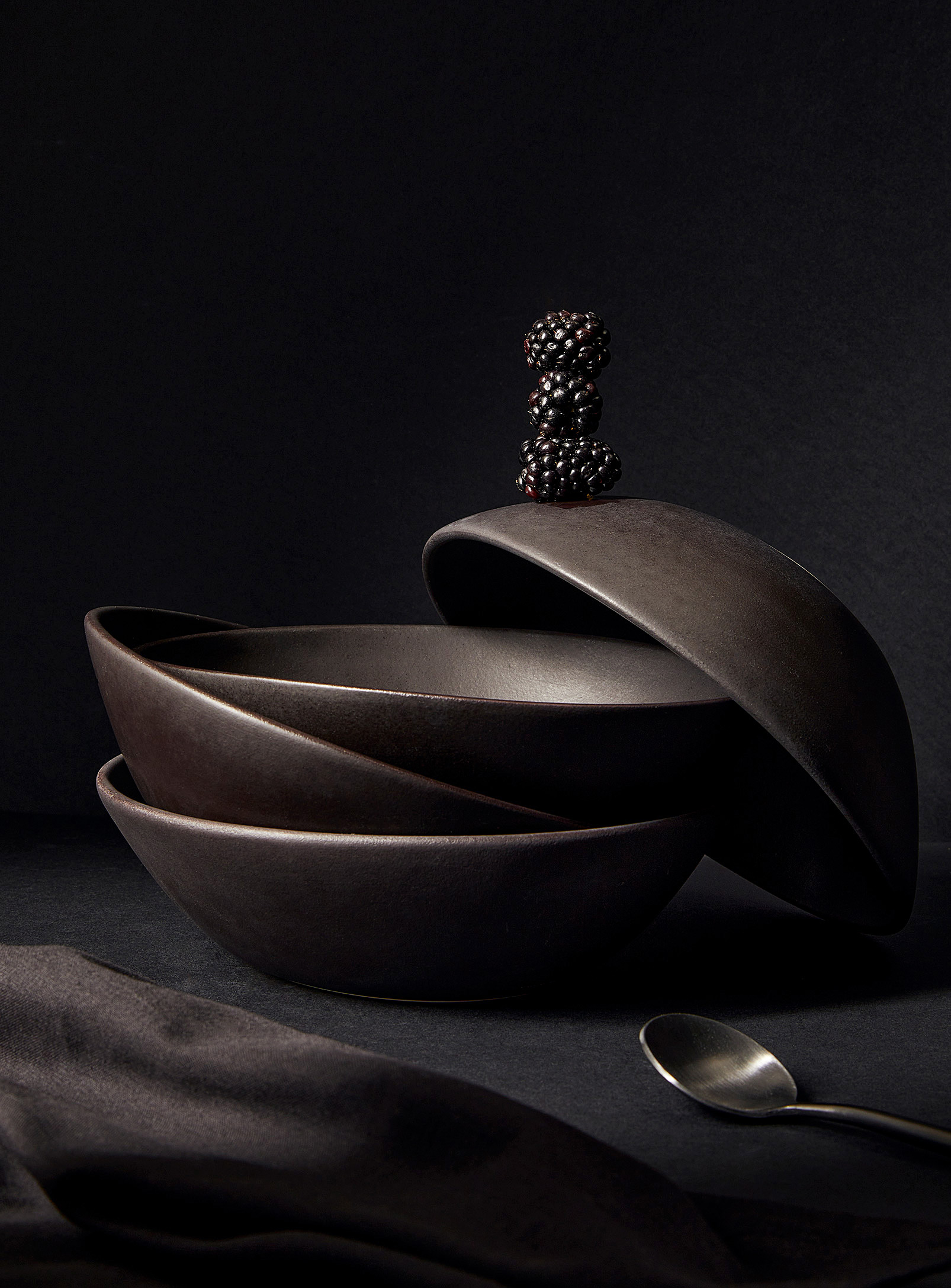 Gharyan Dadasi Stoneware Soup Plates Set Of 4 In Black
