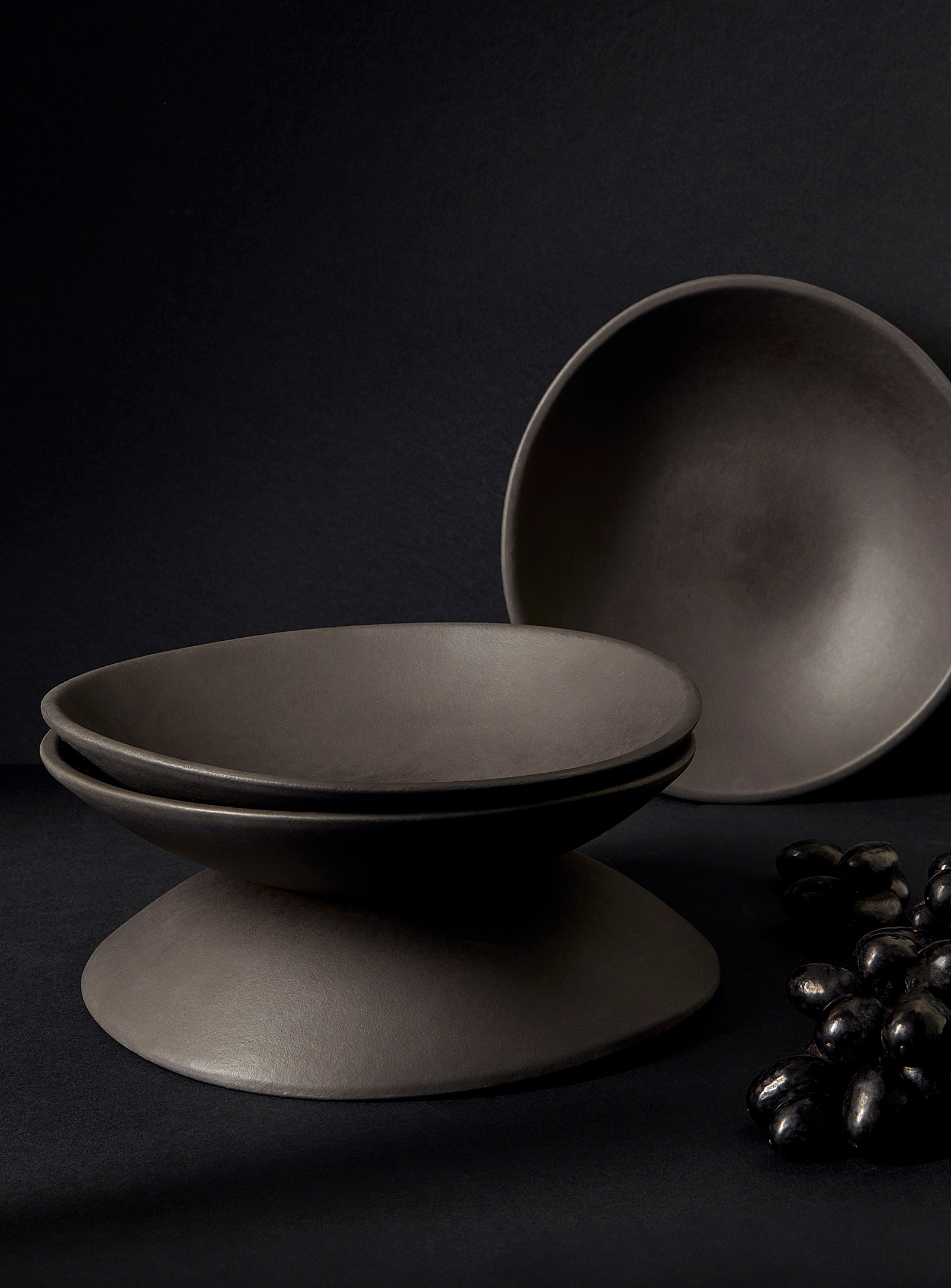 Gharyan Dadasi Stoneware Pasta Plates Set Of 4 In Black