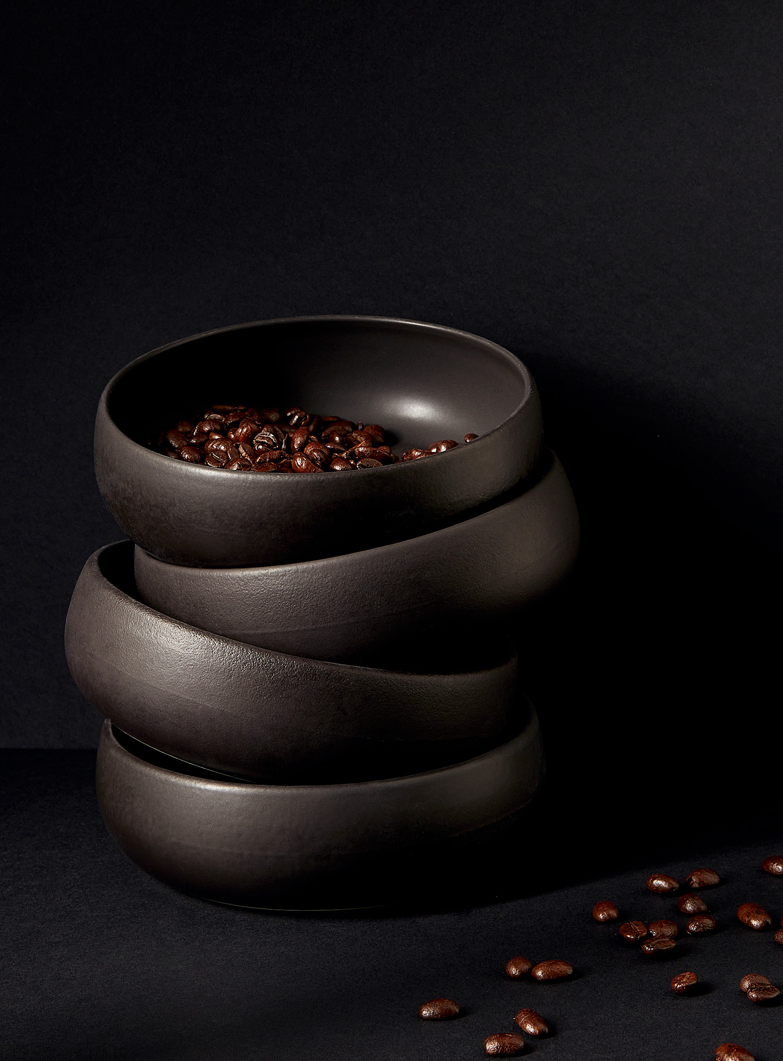 Gharyan Ewa Stoneware Tapas Bowls Set Of 4 In Black