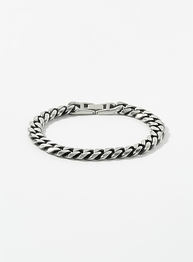 Solid curb-link chain bracelet