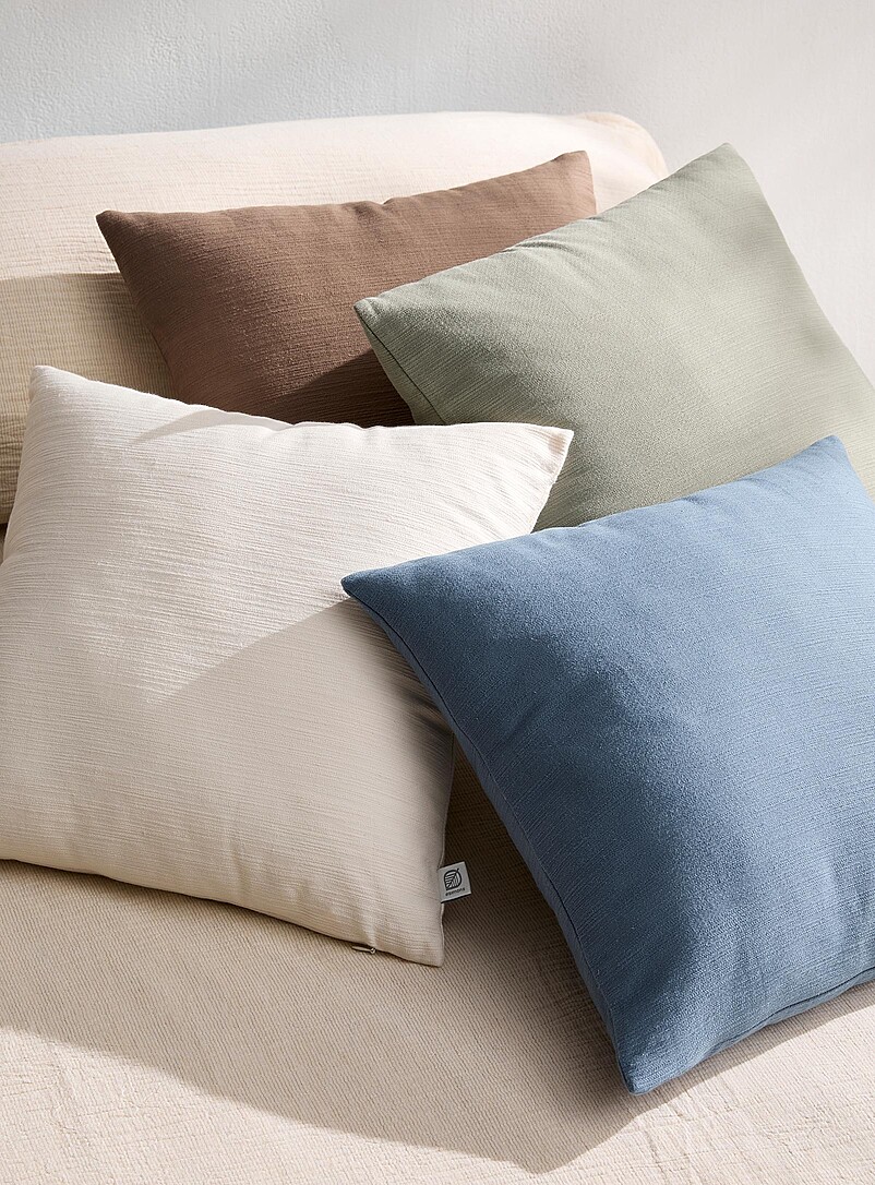 Simons Maison: Le coussin d&eacute;houssable d&eacute;licatement textur&eacute; 45 x 45 cm Blanc cass&eacute;
