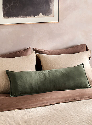 Le coussin d&eacute;houssable gaze de coton biologique 30 x 90 cm