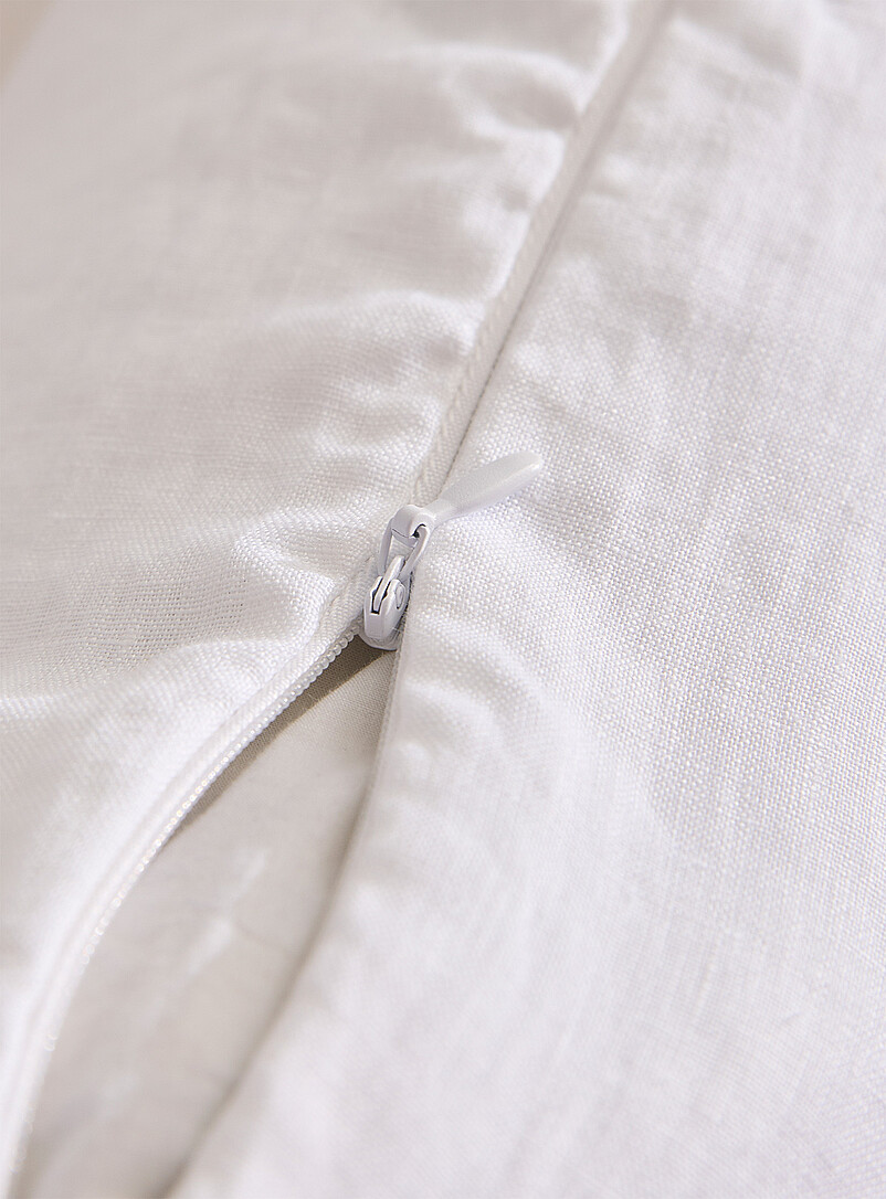 Simons Maison: Le coussin d&eacute;houssable uni pur lin Bourre en plumes 50 x 50 cm Sable