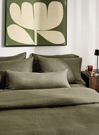 Le coussin d&eacute;houssable uni pur lin Bourre en plumes 30 x 90 cm