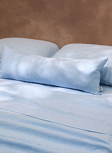 Simons Maison: Le coussin d&eacute;houssable uni pur lin Bourre en plumes 30 x 90 cm Vert bouteille - Sapin